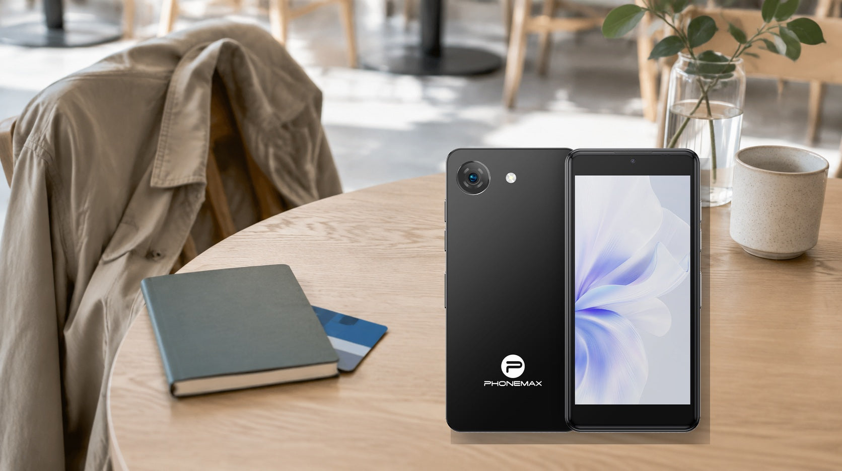 Phonemax Q9 mini compact smartphone in a lightweight everyday setting